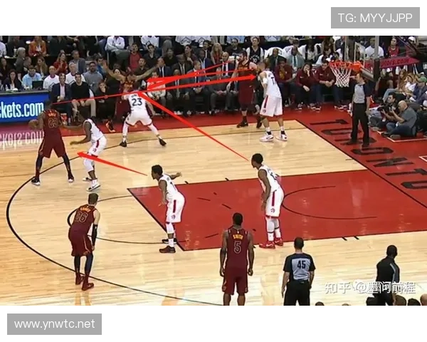 哈兰德传球视野局限如何影响战术作用